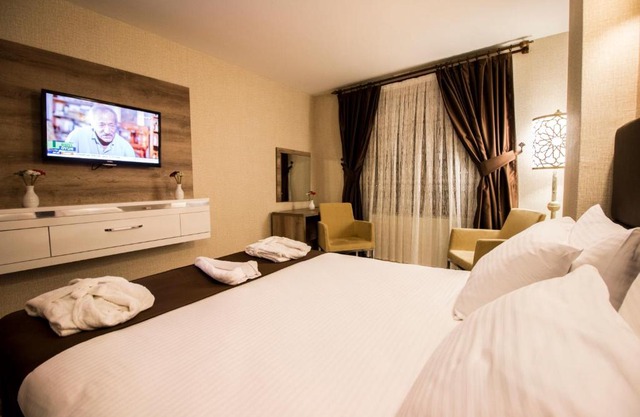 Hotel Business Han
