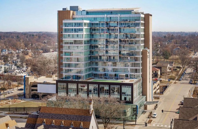 Hotel Chauncey Iowa City, Tapestry Collection by Hilton