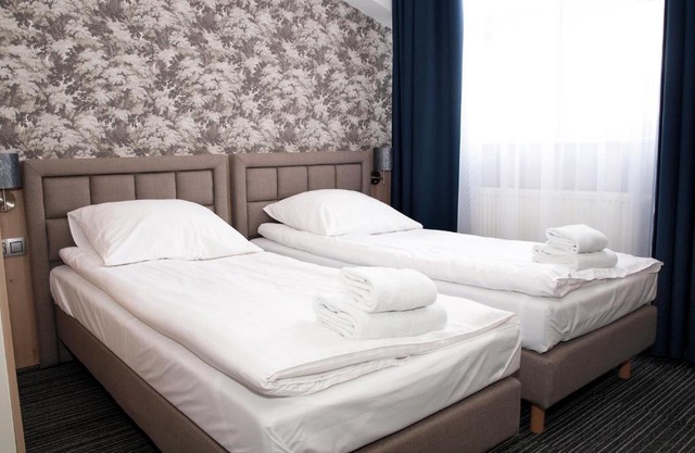 Hotel Duet