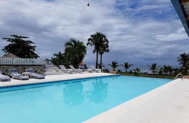 Hotel El Quemaito - Luxury Oceanfront Retreat