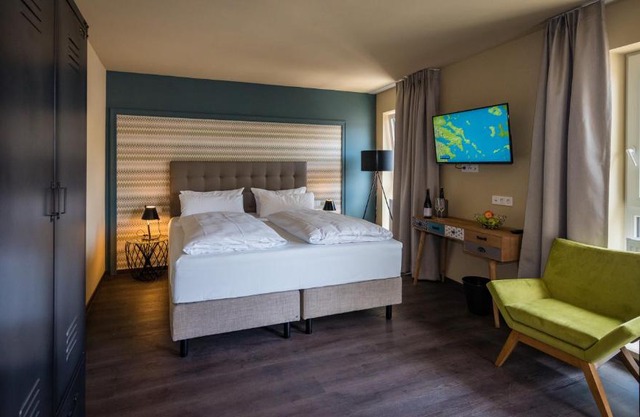 Hotel Goldene Traube - by Neugart