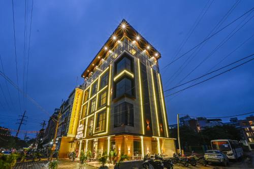 Hotel Grand Girdhar Premier