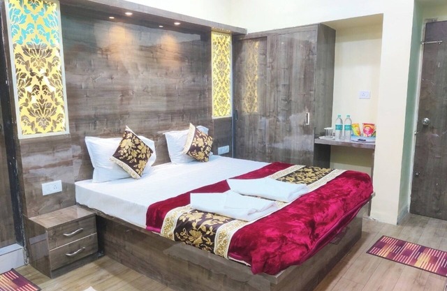 Hotel Family Inn Central Bus Stand