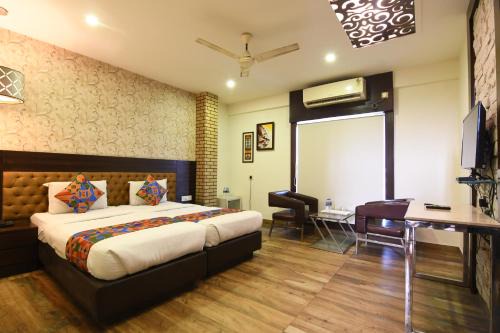 Hotel Ivory Inn