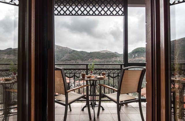 Hotel Kentrikon