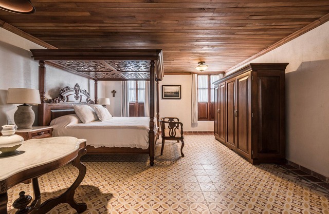 Hotel La Casa de las Sirenas