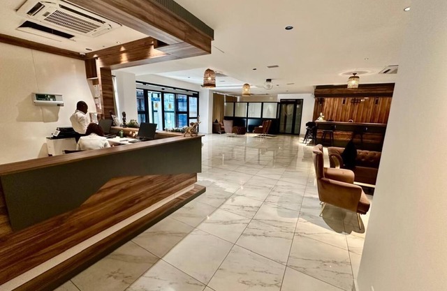 HOTEL LA PIVOINE