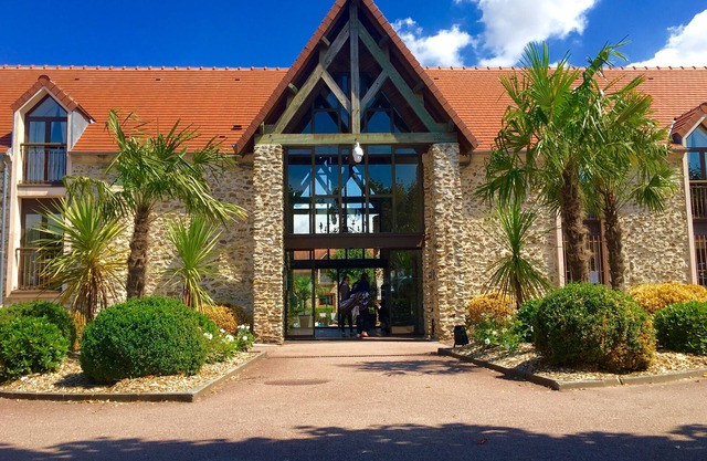 Hotel Les Suites - De Crécy