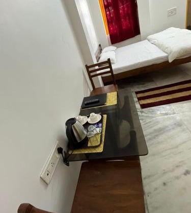 HOTEL MOON