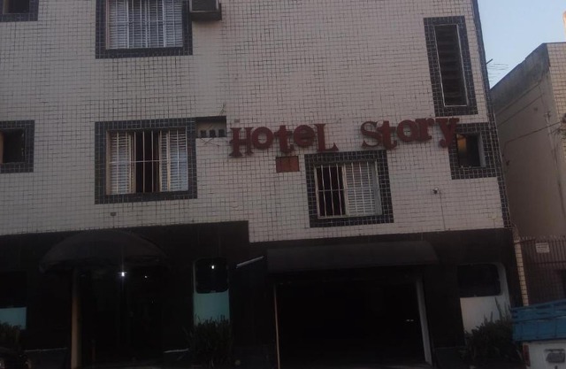 Hotel - Motel Story