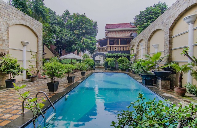 Hotel O Gayatri Residence