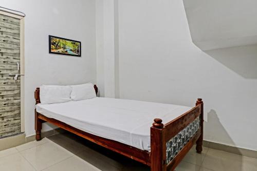 Hotel O Hollyday
