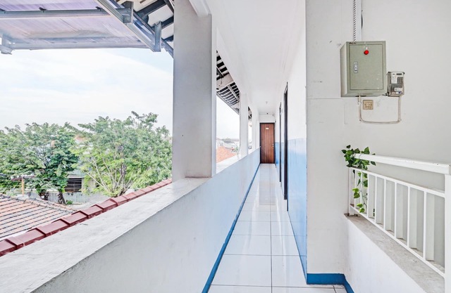 Hotel O Near Mall Ciputra 2