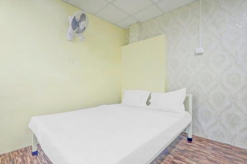 Hotel O Radhe Krishna