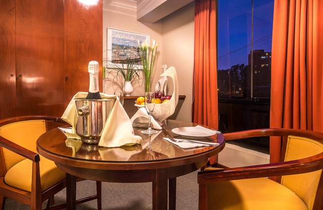 Hotel Park Suites