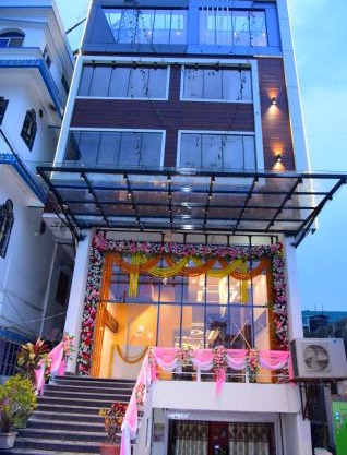 Hotel Pavitra