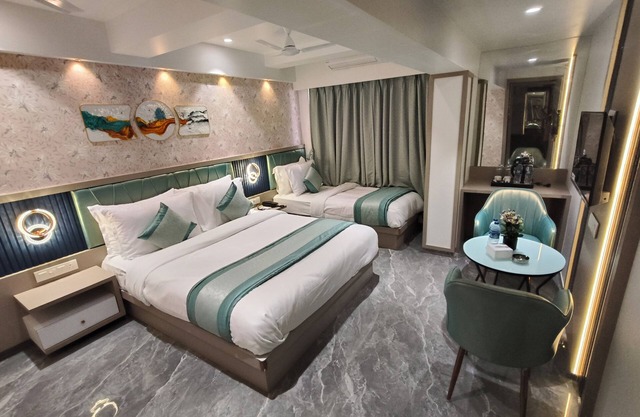 Hotel Prime Suites Airoli