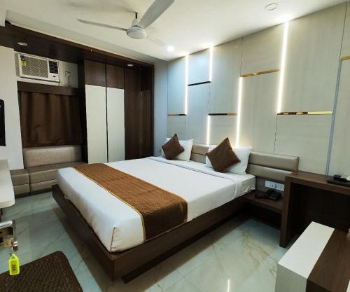 HOTEL RUDRAKSHA INN