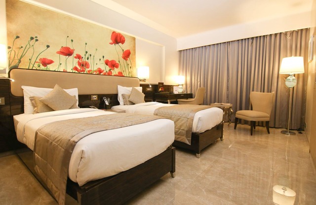 Hotel Sai Palace Grand Malad