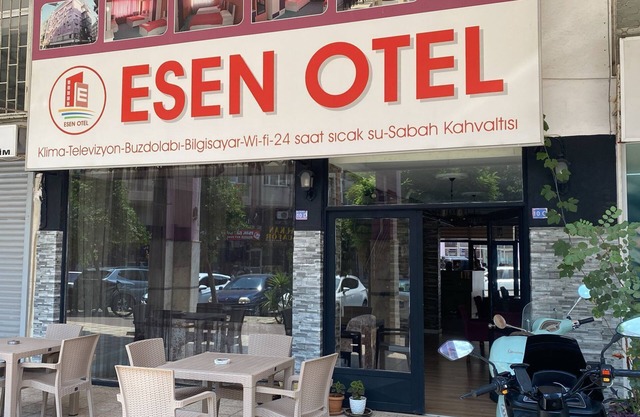 Hotel-Style Rooms in City Center – Comfortable Stay for Business or Leisure
