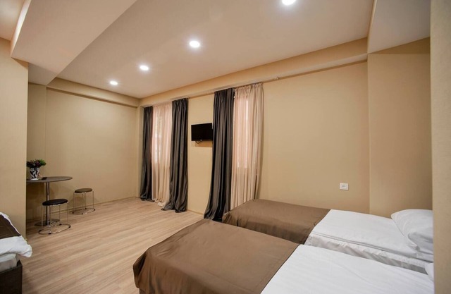 Hotel Terrace N2n