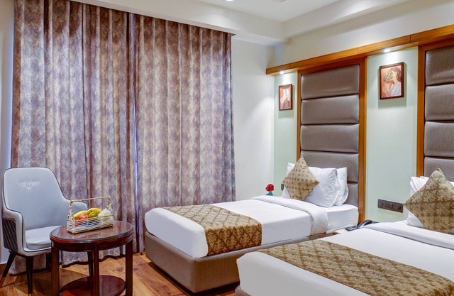 Hotel The Pearl - Newly Renovated in City Centre