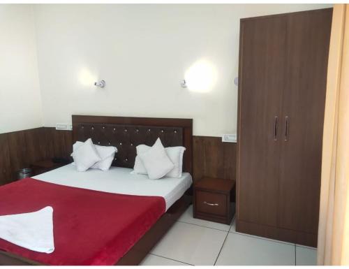 Hotel Vasantam, Barsar