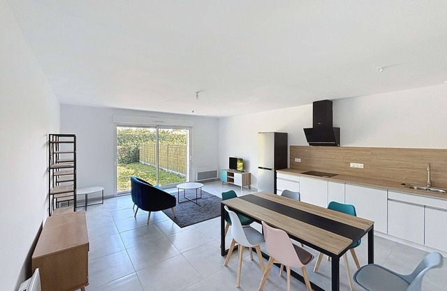 House 1 bedroom, sleeps 4