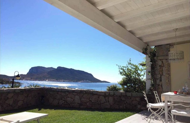 House 50 meters from the sea residence S'ABBA E SA PEDRA