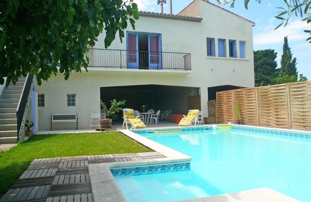 House 7 persons with large pool in corbieres area