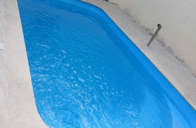 House with 2 bedrooms, swimming pool and barbecue, 8 minutes from the beach on foot.