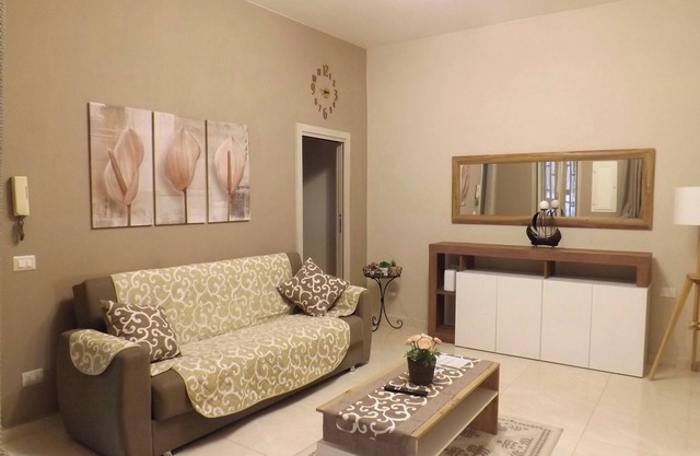 House DuezeroSei nearby the airport of Naples