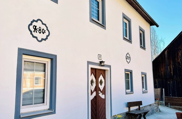 House Erna. Charming accommodation in the historic old town of Weitra.
