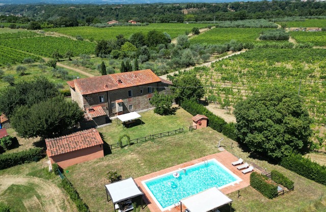 House in the Tuscany country between the vineyards of the Chianti