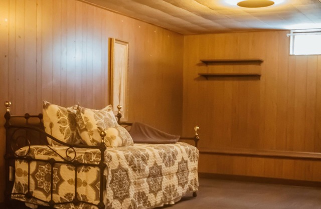 House of Blues - New Owner Special recently remodeled