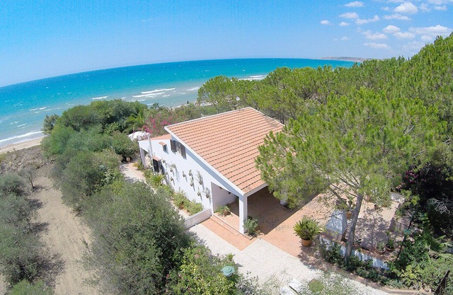 House of Luli on the sea, Lido Fiori Menfi