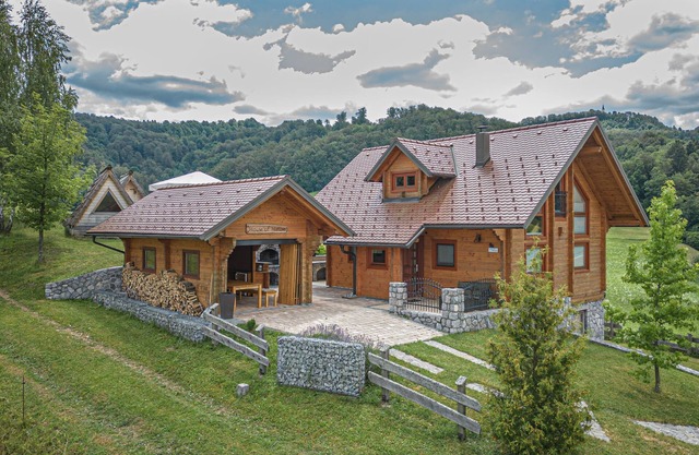 House Of Nature With Sauna And Tents, Planina pri Sevnici, Slovenia