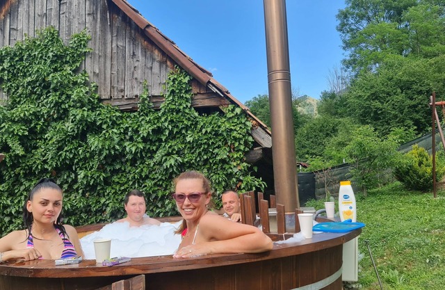 House of Rei with Hot tube