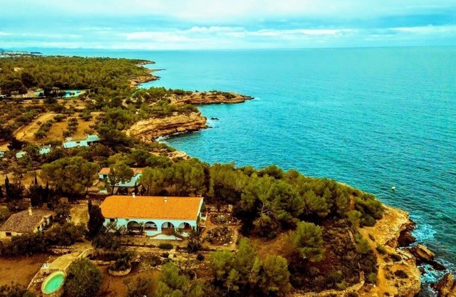 House of the Sea at l'Ametlla de Mar. Tarragona. #lacasadelmarametlla