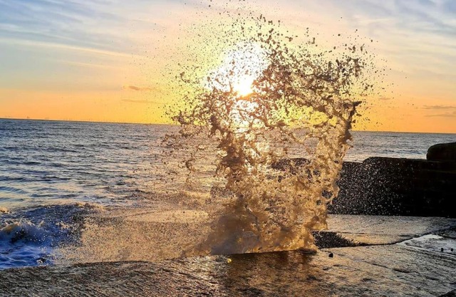 House on Costal Village free parking