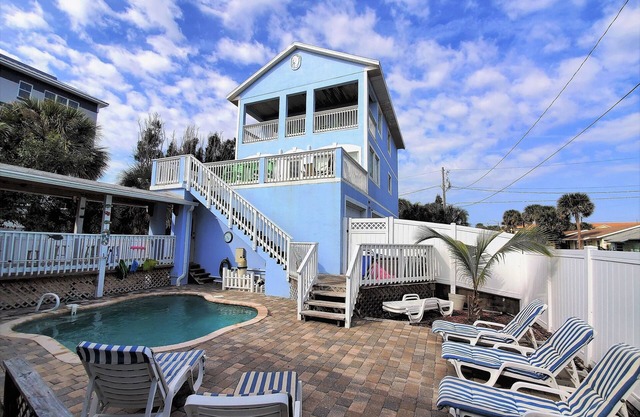 House On Oceanfront Property - Oceanview, Pool, Beach Access, Sleeps 12