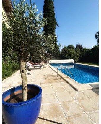 House Perigourdine ex former diligence relay