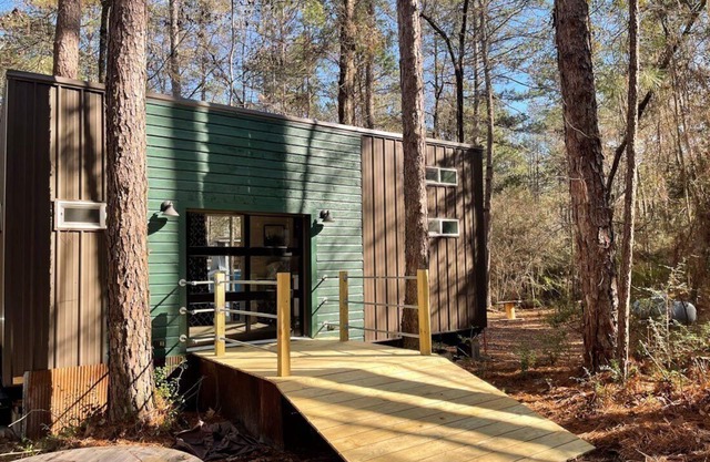 House - The Fais Do Do