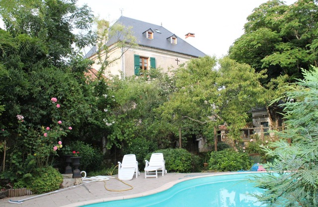 House with character, former post house