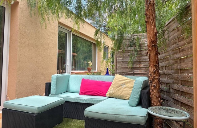 HOUSE WITH GARDEN 25 MINUTES FROM DOWNTOWN BARCELONA