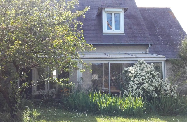 House with garden near the beach in a quiet area