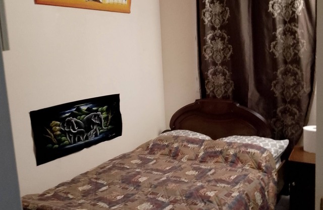 House with garden, parking for Rent.15 Km from Paris. in Crosne