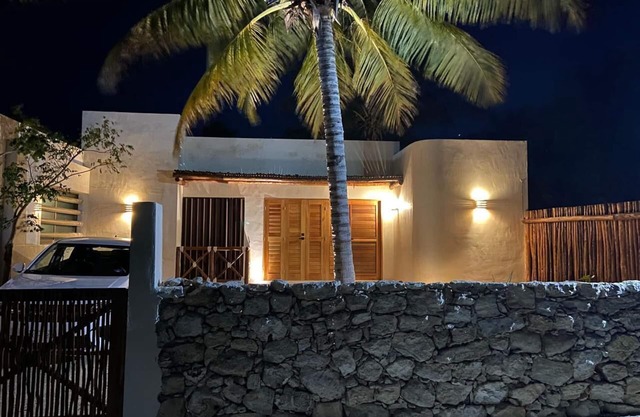 House with private pool 100 meters from the Yucatan beach!