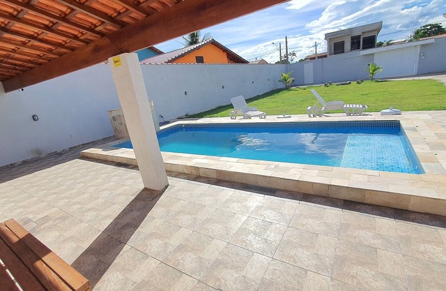 House with swimming pool large yard 2 blocks from the sea