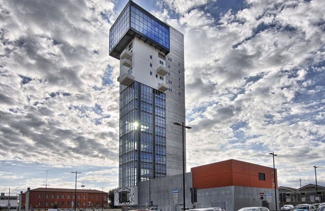 Htm Tower - 1401 Executive Terrazza by Halldis